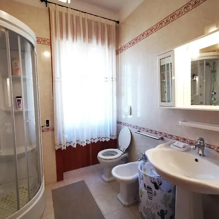 Lido Piccolo Vista Mare Con Garage - Apulia דירה