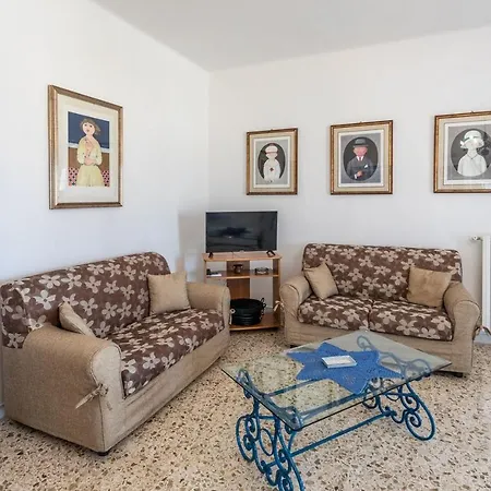 Апартаменты Lido Piccolo Vista Mare Con Garage - Apulia Галлиполи