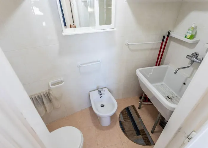 Lido Piccolo Vista Mare Con Garage - Apulia *